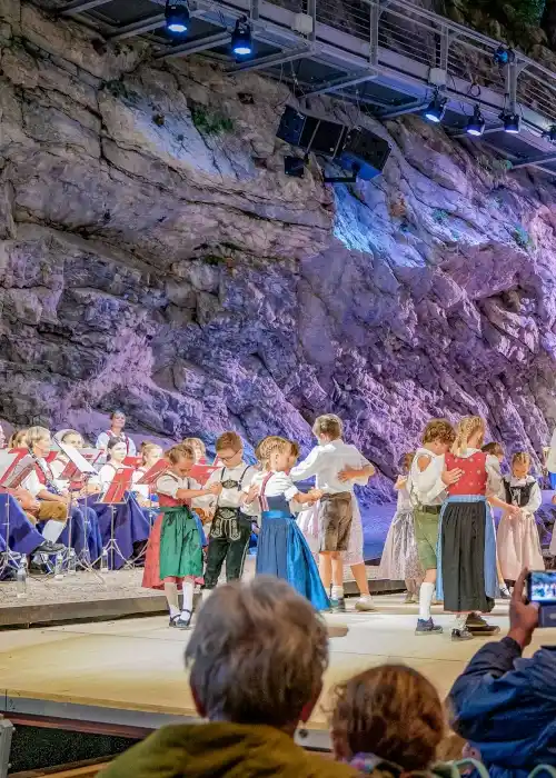 Geierwally Bühne – Bernhardstalschlucht