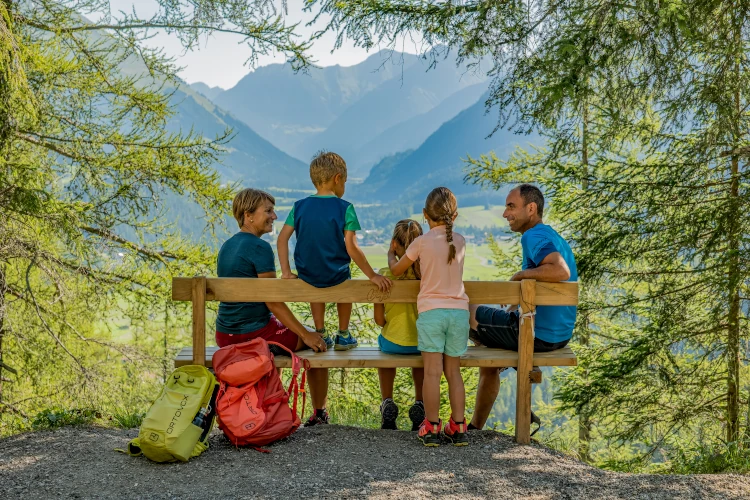 Family holiday in the Lechtal Valley with children – enjoying nature together