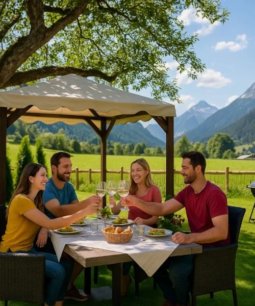 Gruppe von Freunden im gemeinsamen Urlaub im Tiroler Lechtal